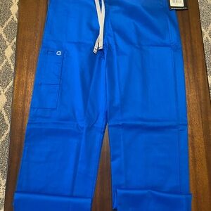 Women’s workwear scrub bottoms.